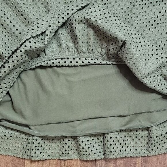 A.N.A Green Peplum Top Size Small NWT - Picture 6 of 6